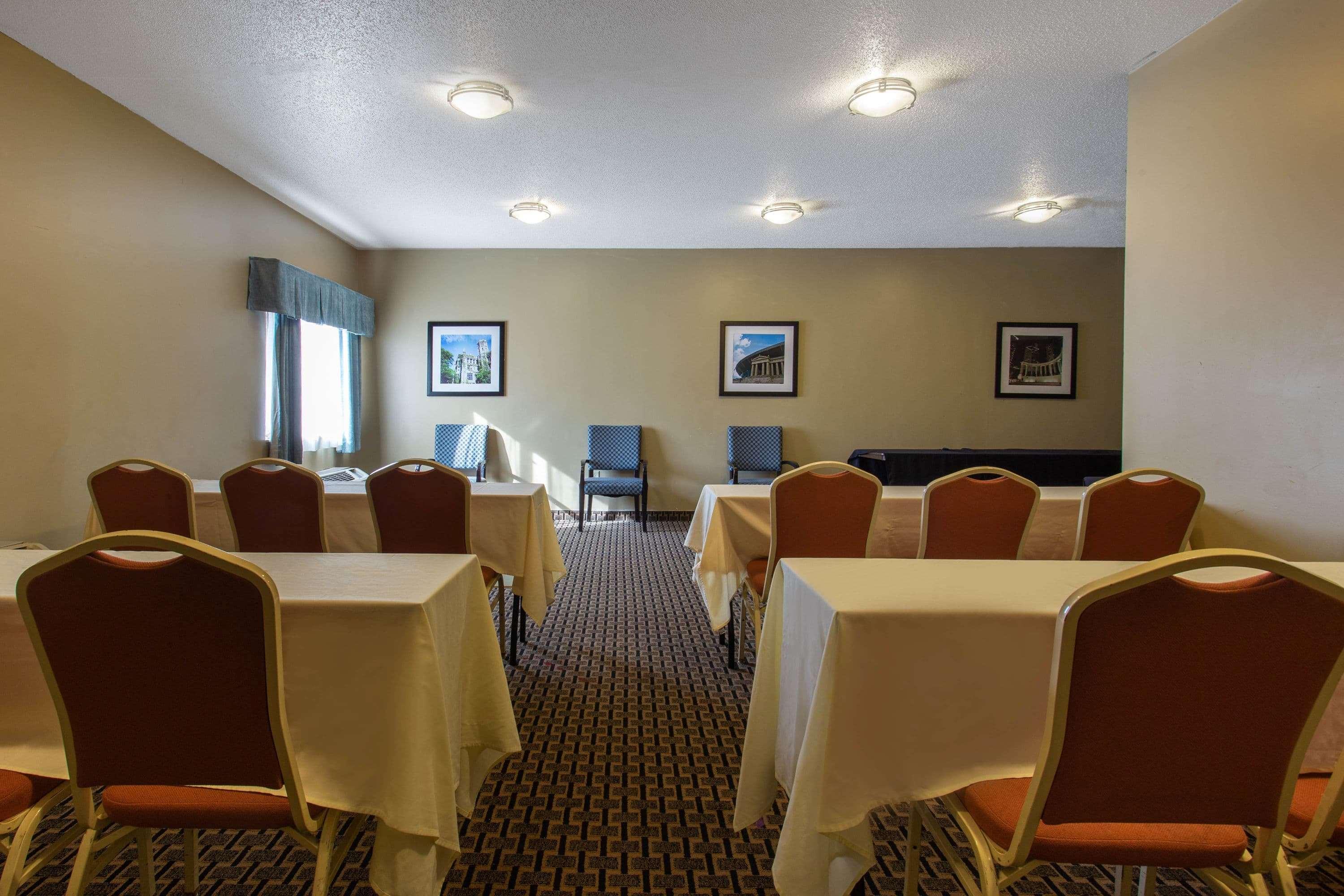 Ramada By Wyndham Glendale Heights/Lombard Ξενοδοχείο Εξωτερικό φωτογραφία