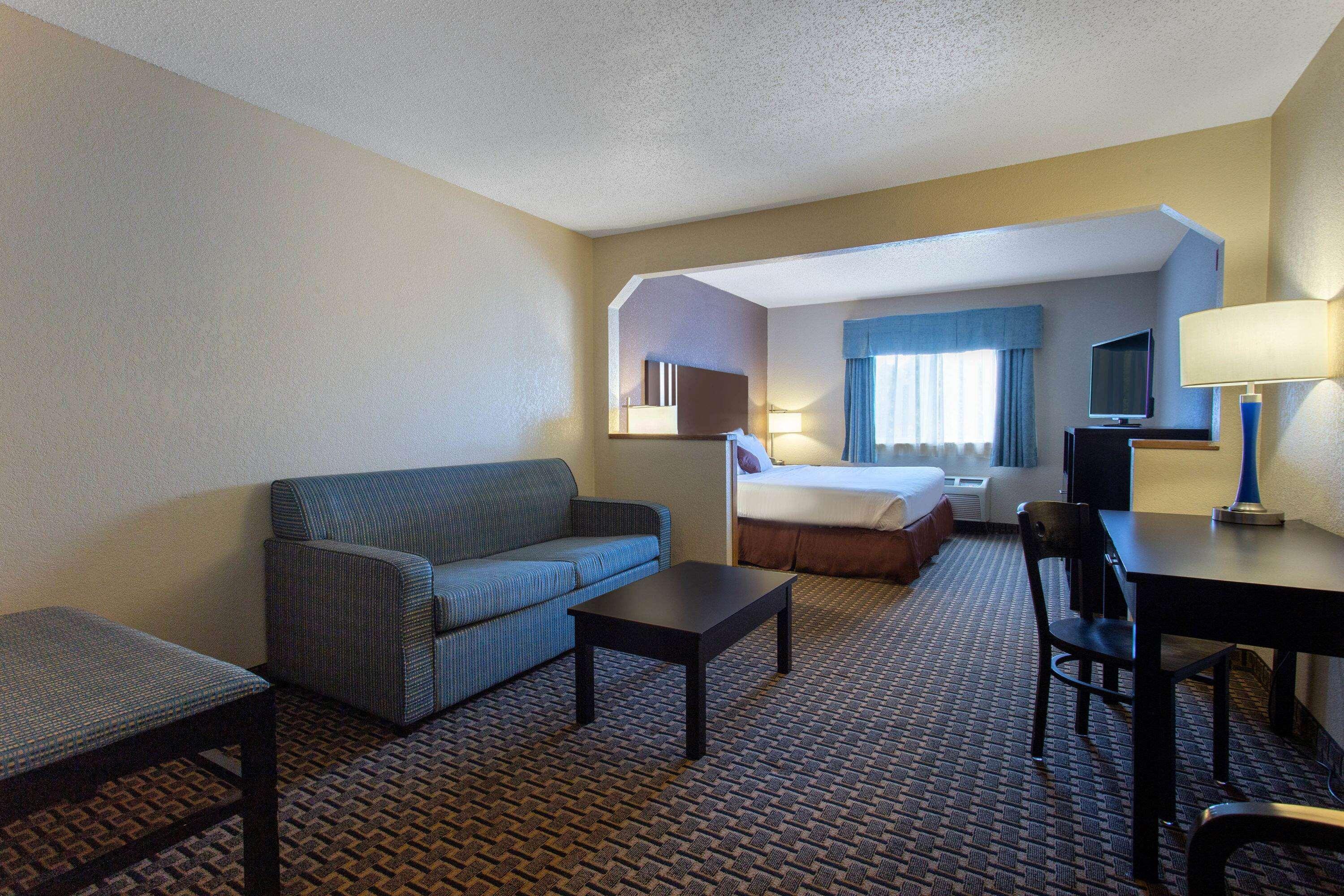 Ramada By Wyndham Glendale Heights/Lombard Ξενοδοχείο Εξωτερικό φωτογραφία