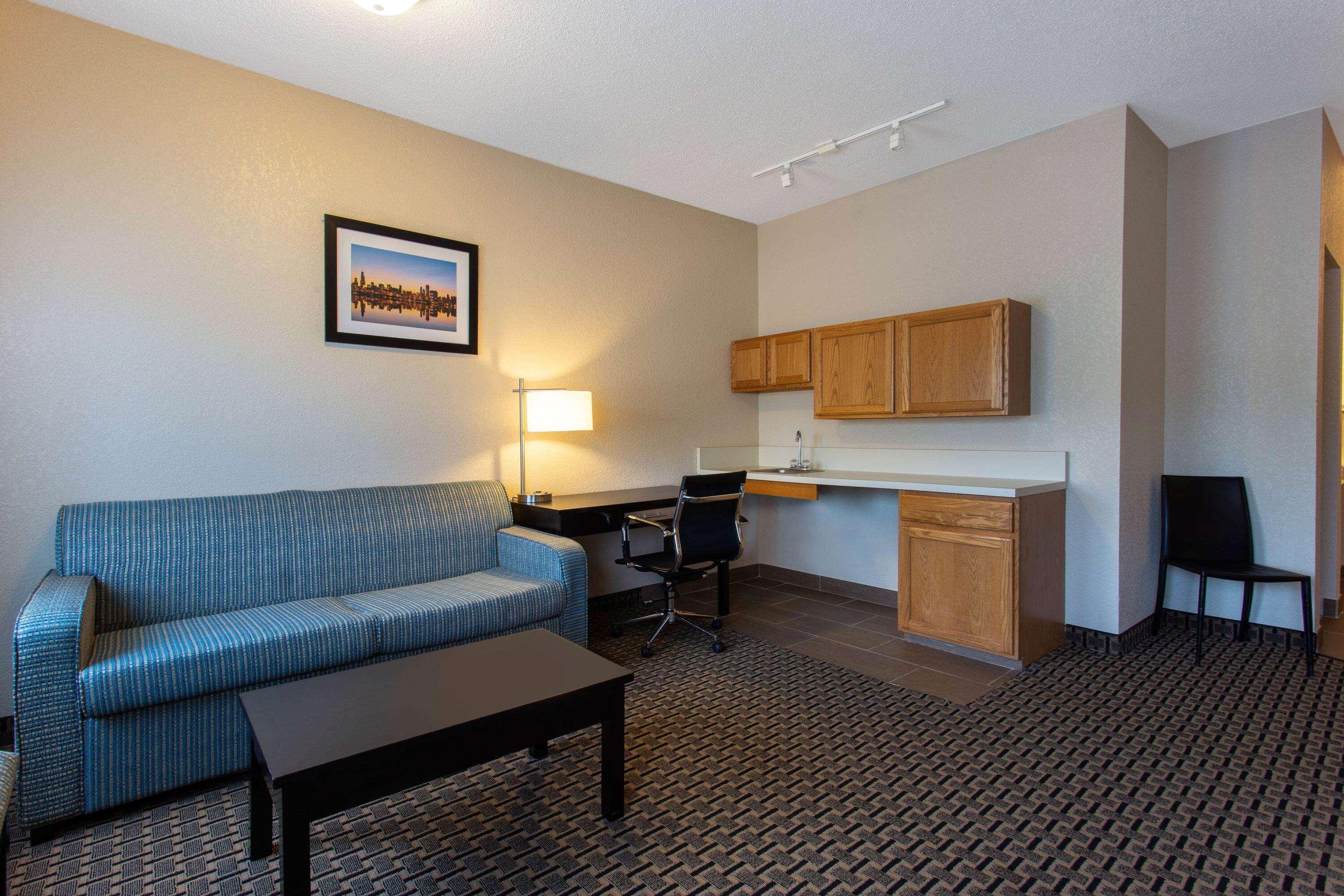 Ramada By Wyndham Glendale Heights/Lombard Ξενοδοχείο Εξωτερικό φωτογραφία