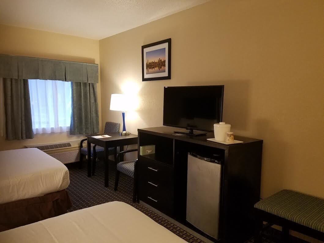 Ramada By Wyndham Glendale Heights/Lombard Ξενοδοχείο Εξωτερικό φωτογραφία