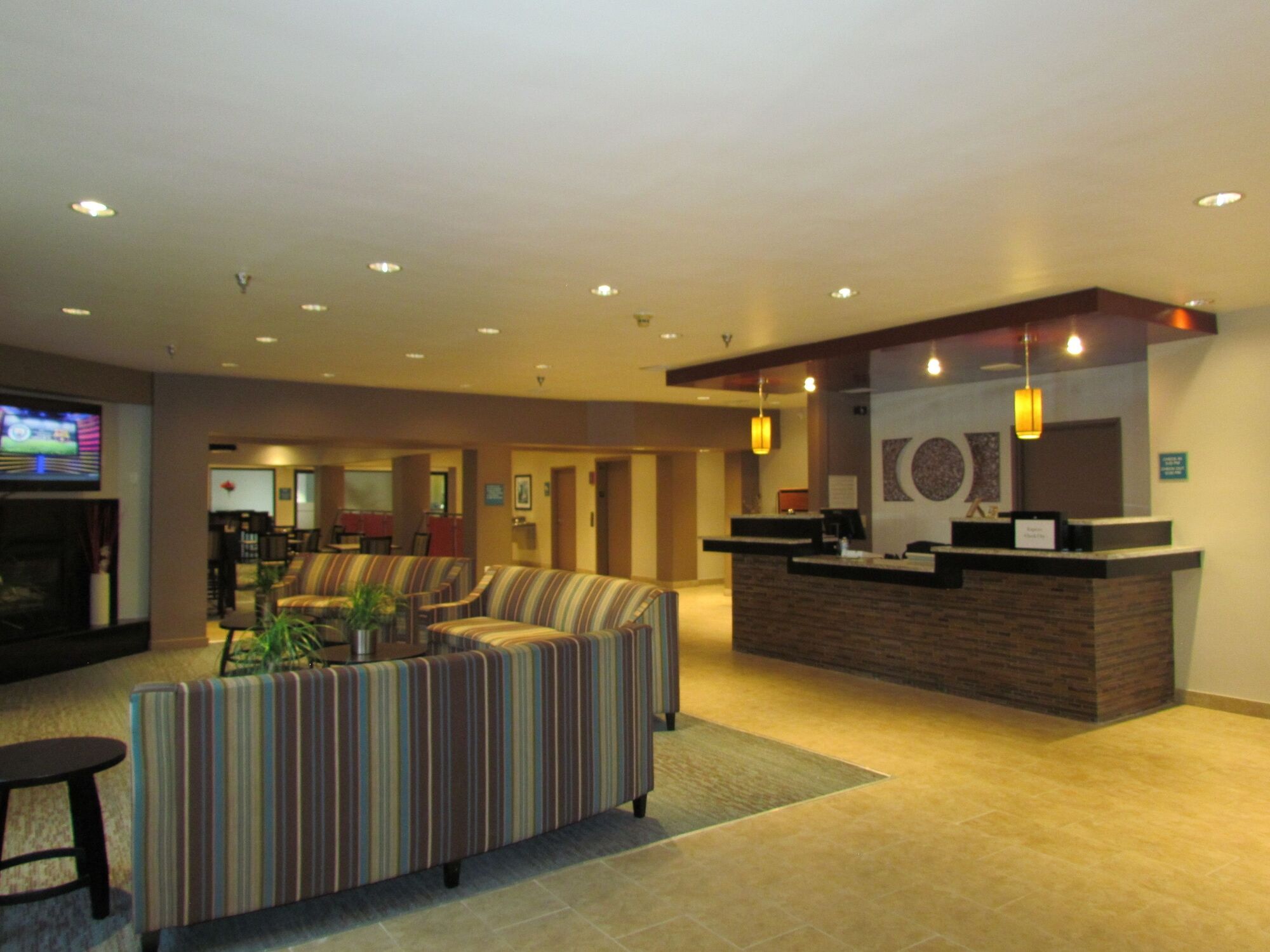 Ramada By Wyndham Glendale Heights/Lombard Ξενοδοχείο Εξωτερικό φωτογραφία